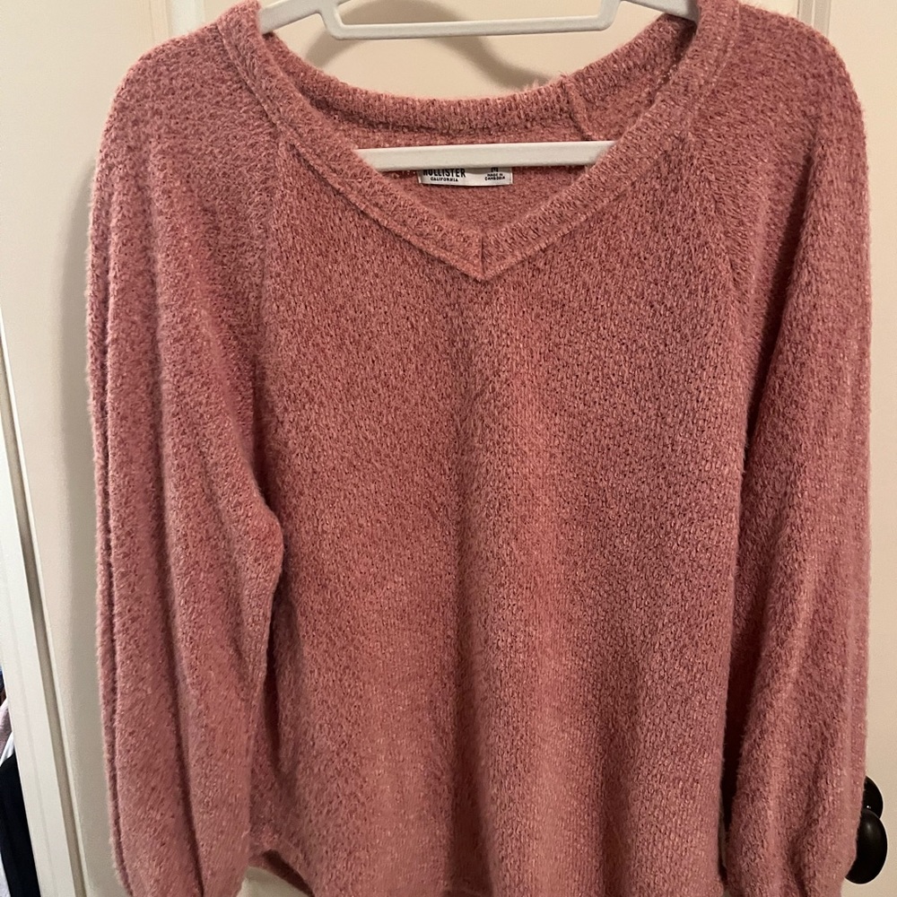 Hollister sweater